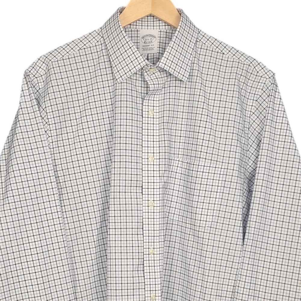 Brooks Brothers Dress Shirt Mens 16.5-35 Blue White Tattersall Regent Fit Button
